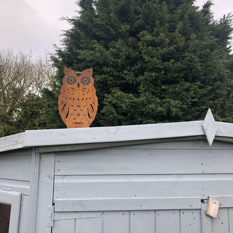 Rusty Metal Standing Owl Decoration Garden Ornament