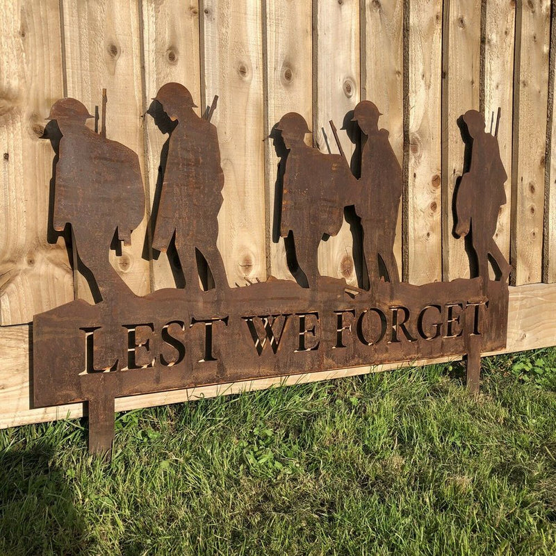 Lest We Forget Soldiers Scene Garden Decoration Remembrance